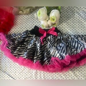 Tutu Girl’s Skirt Sebra style tutu - Pink, Black and white size-3/5..
